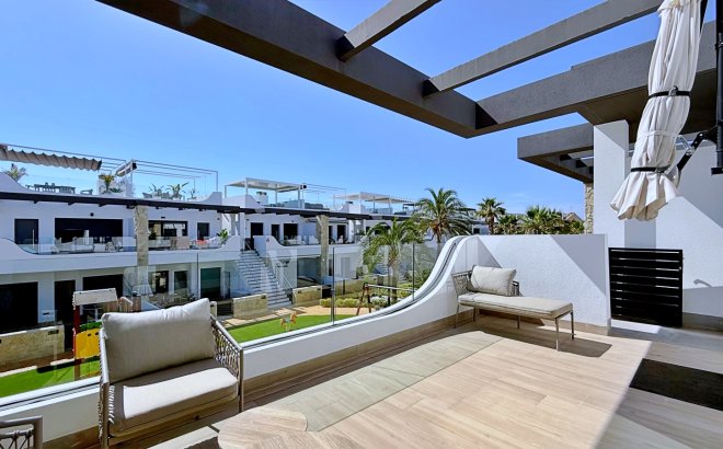 Resale - Penthouse -
Orihuela Costa - Costa Blanca