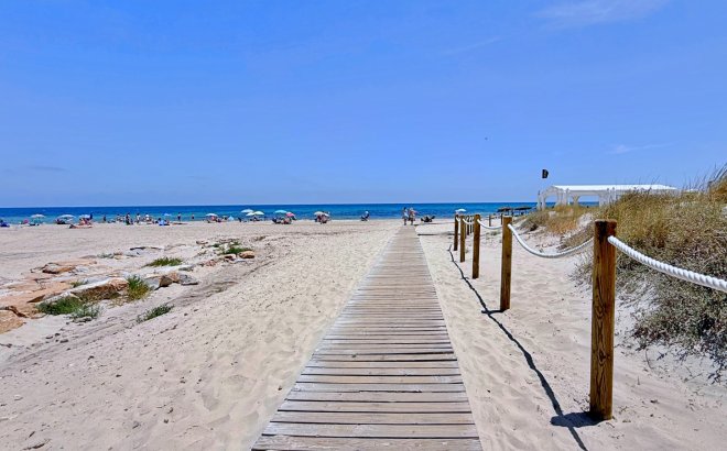 Resale - Penthouse -
Pilar de la Horadada - Costa Blanca