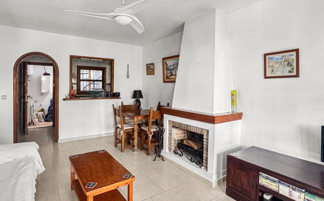 Resale - Bungalow -
Torrevieja - Costa Blanca