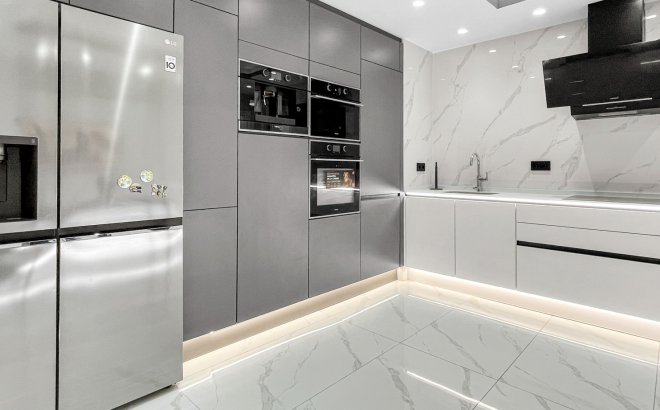 Resale - Apartment -
Torrevieja - Costa Blanca