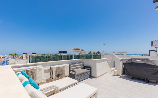 Resale - Villa -
Orihuela Costa - Lomas de Cabo Roig