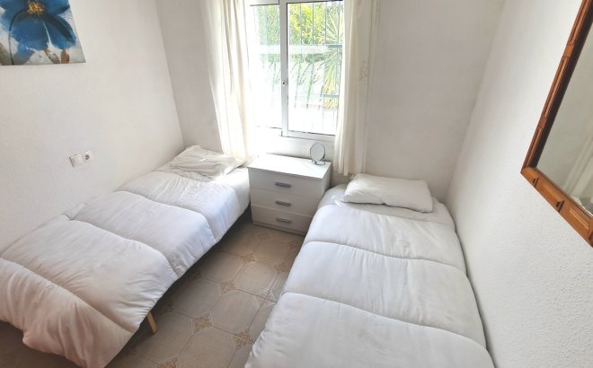 Revente - Villa -
Orihuela Costa - Costa Blanca