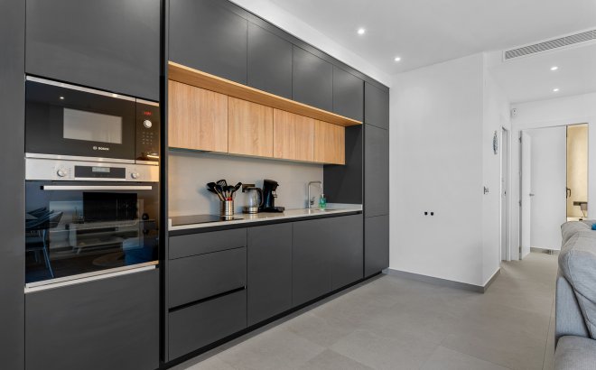 Resale - Semi Detached -
Rojales - Town