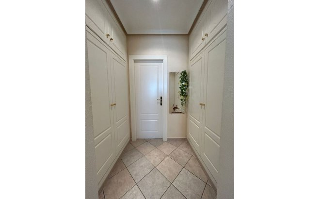 Resale - Villa -
Torrevieja - Aguas Nuevas