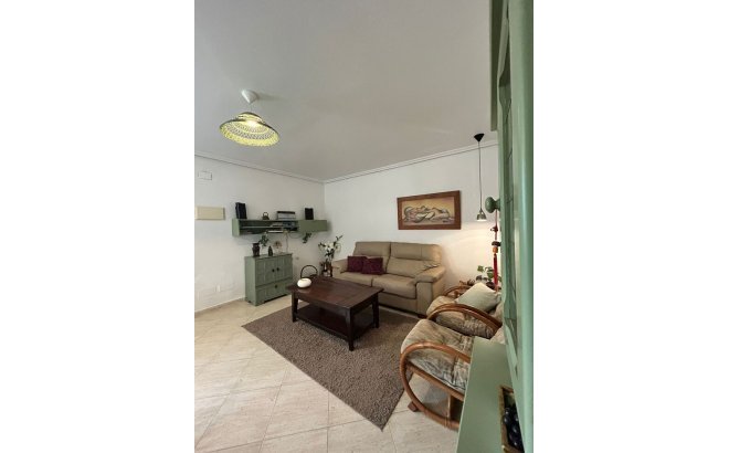 Resale - Villa -
Torrevieja - Aguas Nuevas