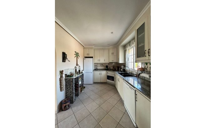 Resale - Villa -
Torrevieja - Aguas Nuevas