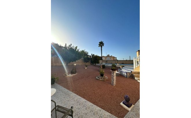 Resale - Villa -
Torrevieja - Aguas Nuevas