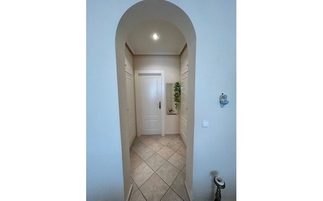 Resale - Villa -
Torrevieja - Aguas Nuevas