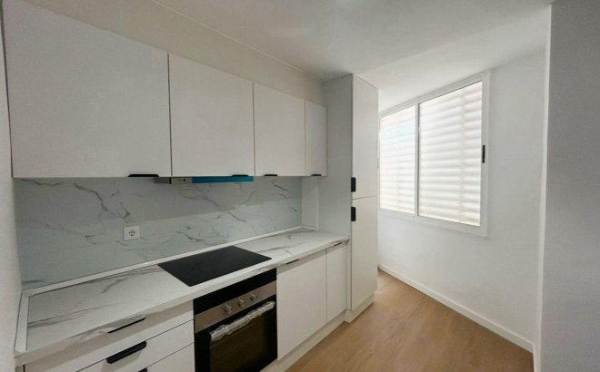 Resale - Apartment -
Orihuela Costa - La Regia