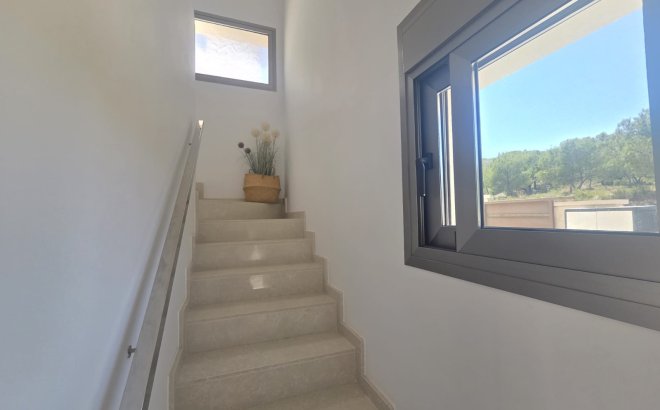 Revente - Villa -
San Miguel de Salinas - Inland