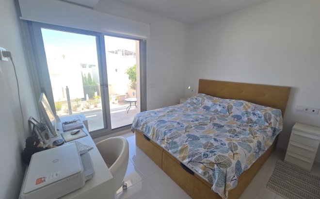 Revente - Villa -
San Miguel de Salinas - Inland
