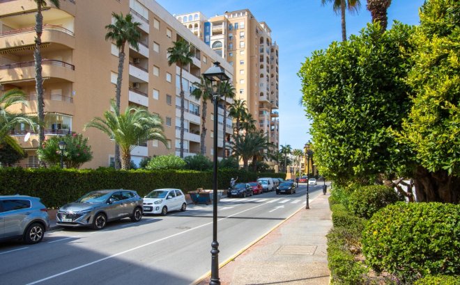 Resale - Apartment -
Torrevieja - Los Frutales