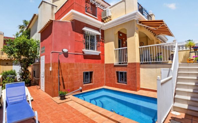 Revente - Town House -
Torrevieja - Costa Blanca