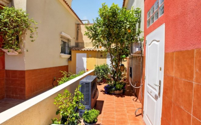 Resale - Town House -
Torrevieja - Costa Blanca