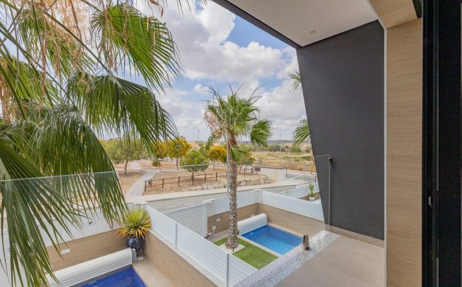 Resale - Villa -
Benijofar - Costa Blanca