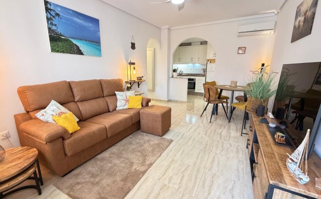 Resale - Town House -
Orihuela Costa - Los Dolses