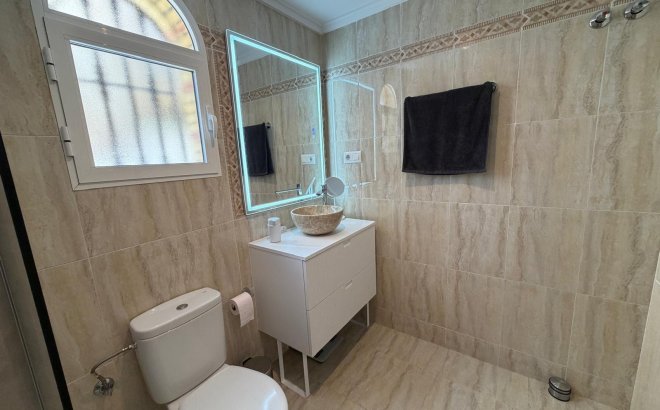 Resale - Town House -
Orihuela Costa - Los Dolses