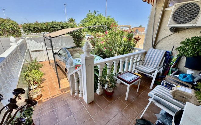 Resale - Town House -
Torrevieja - La Siesta - El Salado - Torreta