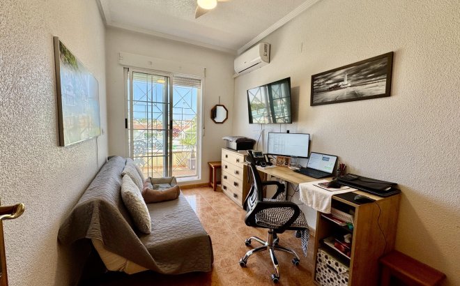 Resale - Town House -
Torrevieja - La Siesta - El Salado - Torreta