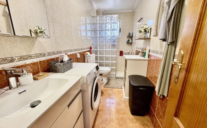 Resale - Town House -
Torrevieja - La Siesta - El Salado - Torreta