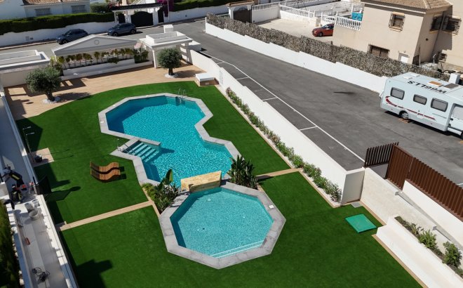 Resale - Bungalow -
Ciudad Quesada - Costa Blanca