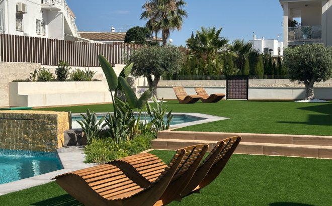 Resale - Bungalow -
Ciudad Quesada - Costa Blanca