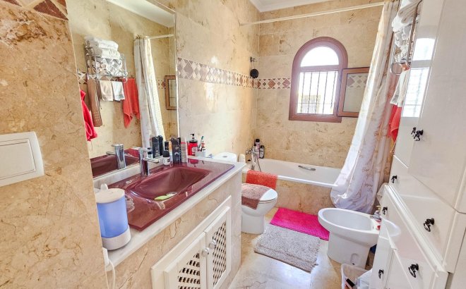 Resale - Town House -
Orihuela Costa - PAU 8