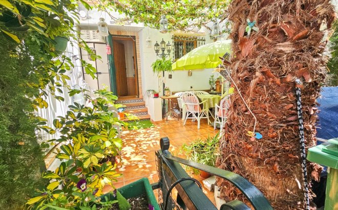 Resale - Town House -
Orihuela Costa - PAU 8