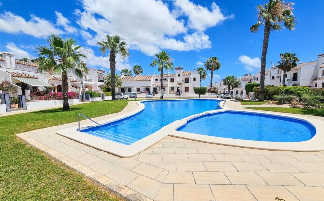 Resale - Town House -
Orihuela Costa - PAU 8