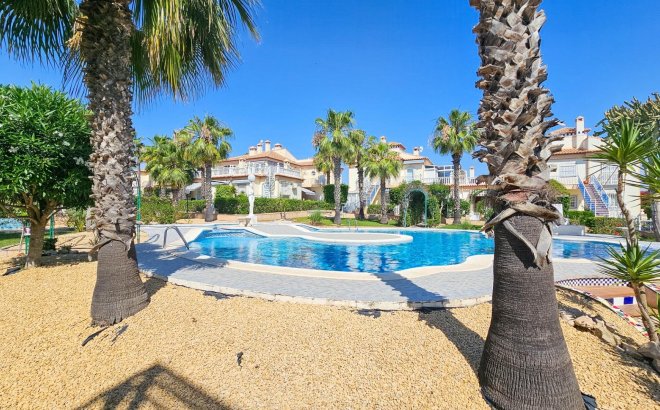 Resale - Bungalow -
Orihuela Costa - Los Altos