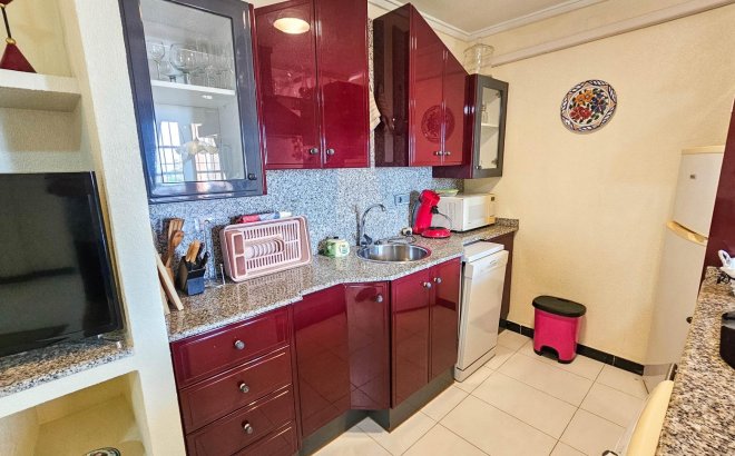 Resale - Bungalow -
Orihuela Costa - Los Altos