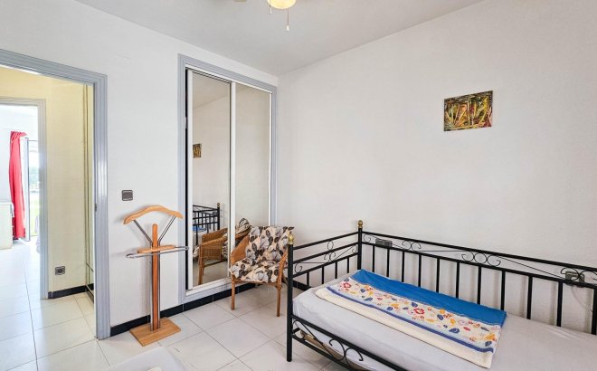 Resale - Bungalow -
Orihuela Costa - Los Altos