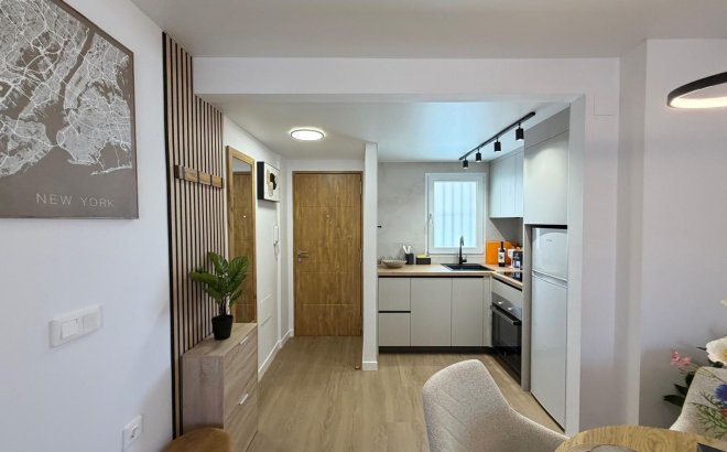 Resale - Apartment -
Torrevieja - Nueva Torrevieja