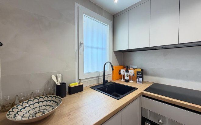Resale - Apartment -
Torrevieja - Nueva Torrevieja