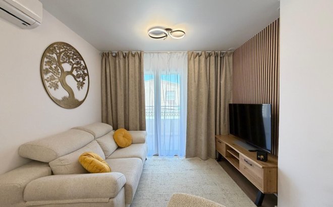 Resale - Apartment -
Torrevieja - Nueva Torrevieja