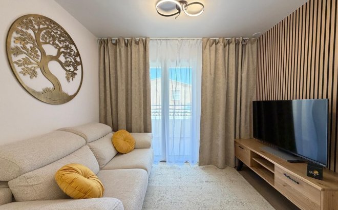 Resale - Apartment -
Torrevieja - Nueva Torrevieja