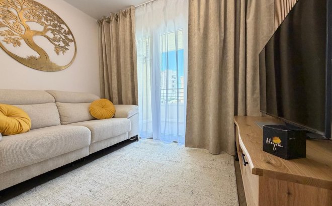 Resale - Apartment -
Torrevieja - Nueva Torrevieja