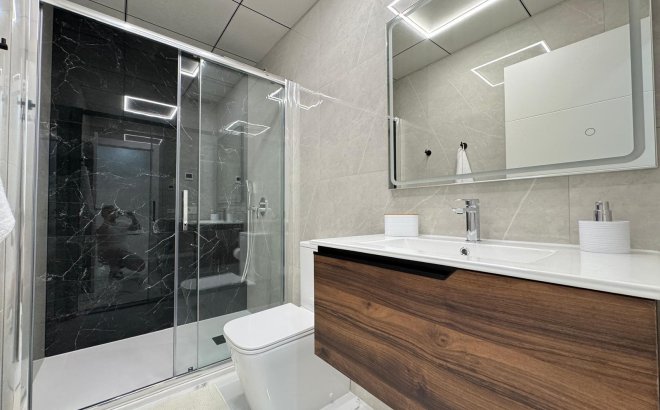 Resale - Apartment -
Torrevieja - Estacion De Autobuses