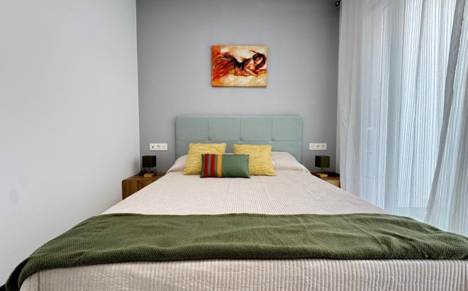 Herverkoop - Appartement -
Torrevieja - Estacion De Autobuses