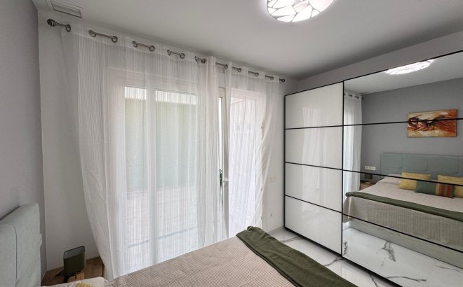 Herverkoop - Appartement -
Torrevieja - Estacion De Autobuses