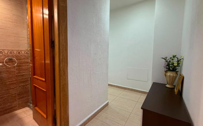 Herverkoop - Appartement -
Torrevieja