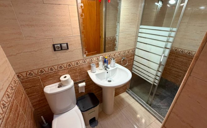 Herverkoop - Appartement -
Torrevieja