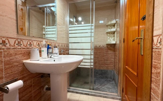 Herverkoop - Appartement -
Torrevieja