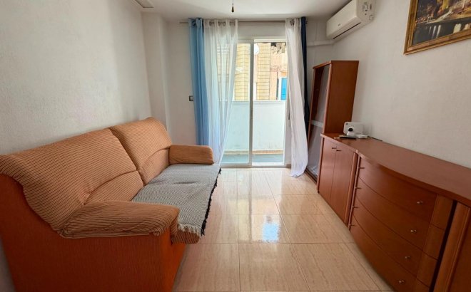 Herverkoop - Appartement -
Torrevieja