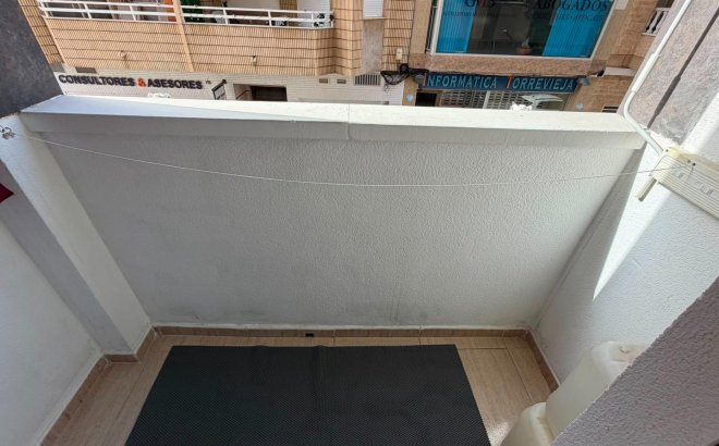 Herverkoop - Appartement -
Torrevieja