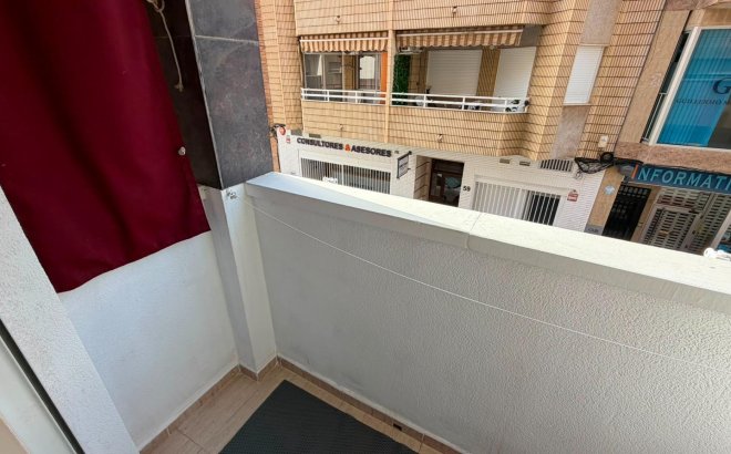Herverkoop - Appartement -
Torrevieja