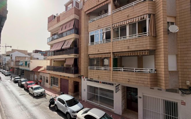 Herverkoop - Appartement -
Torrevieja