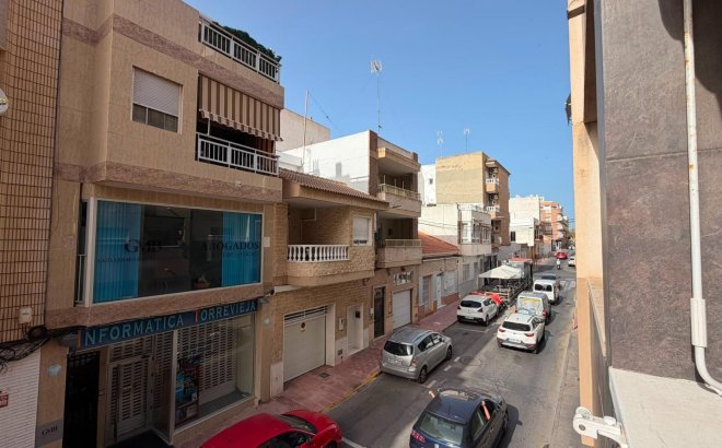 Herverkoop - Appartement -
Torrevieja
