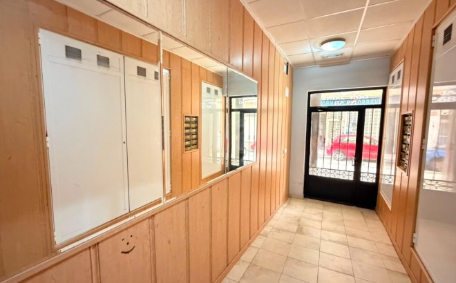 Herverkoop - Appartement -
Torrevieja