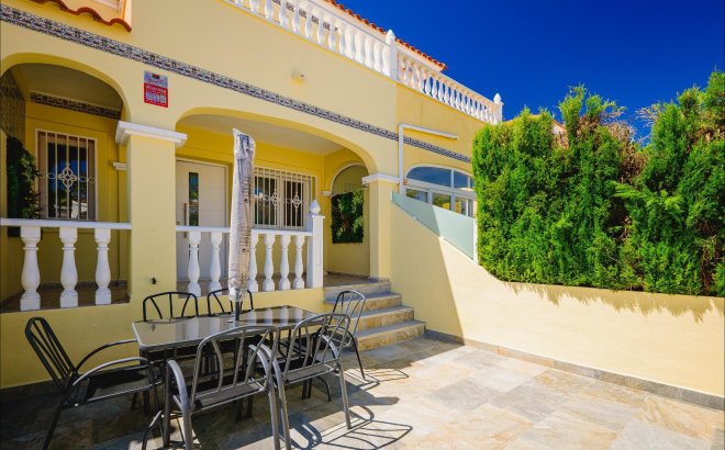 Resale - Town House -
Orihuela Costa - Las Filipinas